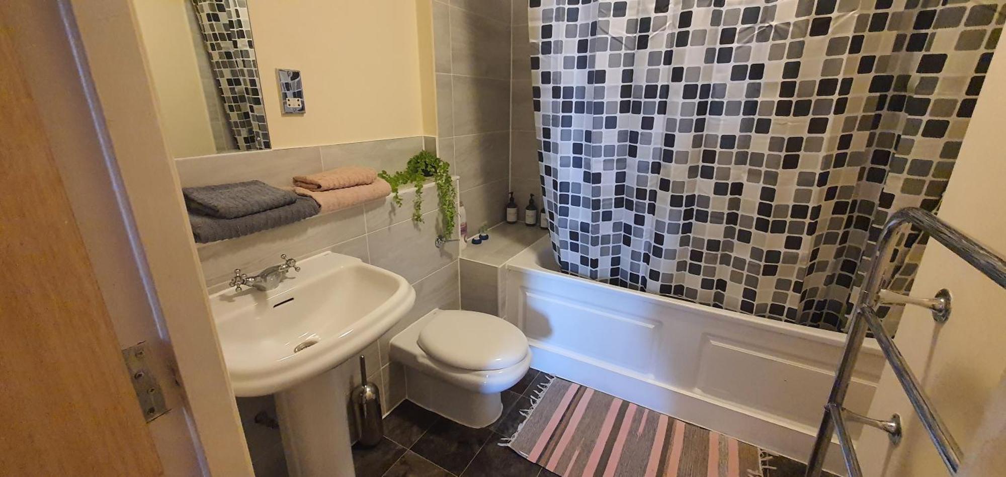Double Room&Private Bath Near The Square Mile لندن المظهر الخارجي الصورة